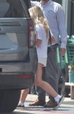 MELISSA COHEN Shopping at Whole Foods in Malibu 07/21/2022