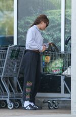 MONIQUE PENDLEBERRY and David Duchovny Shopping at Erewhon Market in Calabasas 07/18/2022