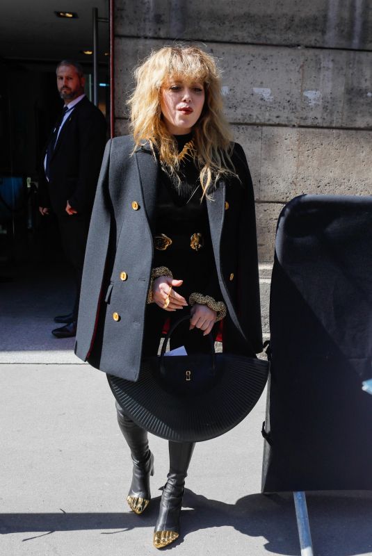 NATASHA LYONNE Leaves Schiaparelli Fashion Show in Paris 07/04/2022