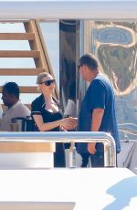NICOLA PELTZ and Brooklyn Beckham Visiting James Packer