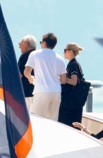 NICOLA PELTZ and Brooklyn Beckham Visiting James Packer