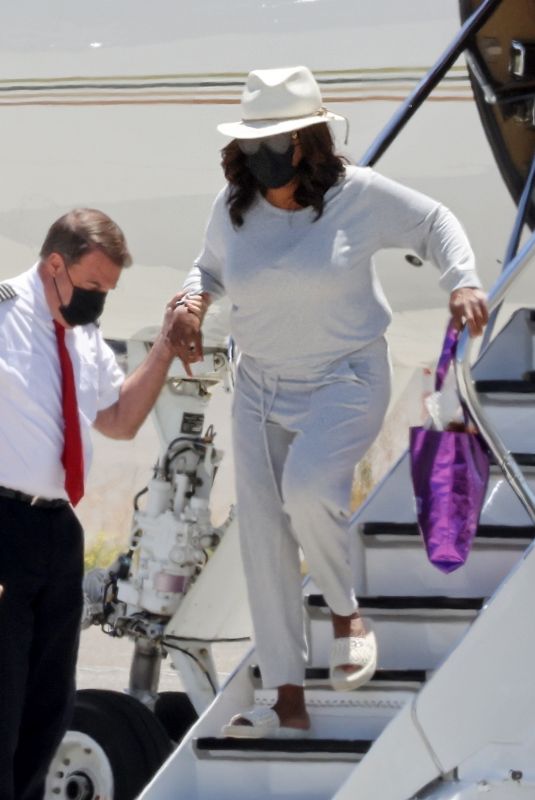 OPRAH WINFREY Arrives Back in Santa Barbara07/17/2022