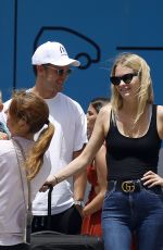 POPPY DELEVINGNE Cries After Suffering the Theft of Her Suitcases at Ibiza Airport 07/06/2022