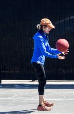 RENNE ZELLWEGER Out Play Basketball in Orange County 07/10/2022