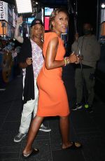 ROBIN ROBERTS on the Set of Good Morning America in New York 07/11/2022