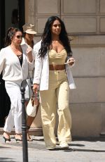 ROCEHELLE HUMES Out with Her Sister for Dinner at L