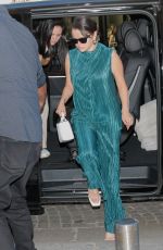 SELENA GOMEZ Arrives at Louis Vuitton Shop in Paris 07/08/2022