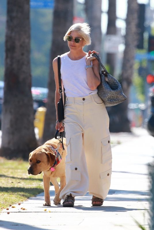 SELMA BLAIR Out with Her Dog in Studio City 07/22/2022