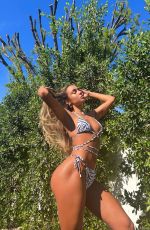 SOMMER RAY - Instagram Photos 07/27/2022