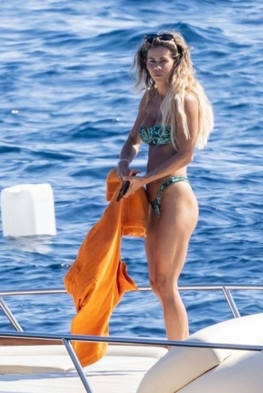 SOPHIE GUIDOLIN at Andrew Firgaira on Holiday in Nerano 07/19/2022