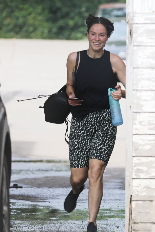VICKY PATTISON Heading to Pilates Class in Essex 06/24/2022