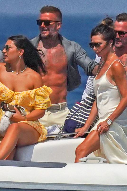 VICTORIA and David BECKHAM Arrives at Ernesto Bertarelli Beach in Saint Tropez 07/23/2022
