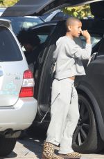 WILLOW SMITH and De