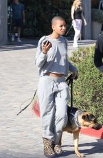 WILLOW SMITH and De