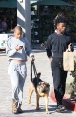 WILLOW SMITH and De
