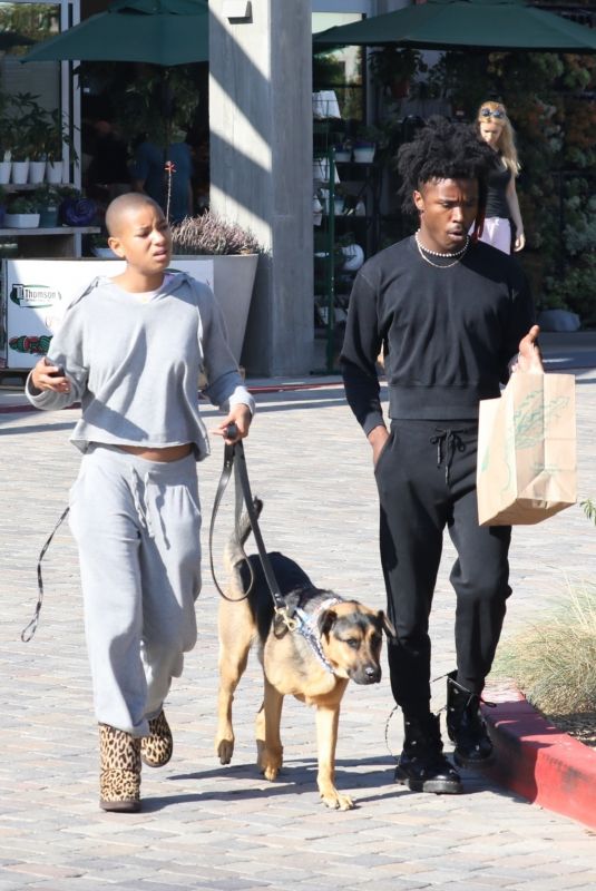 WILLOW SMITH and De’Wayne Out Shopping in Malibu 07/17/2022