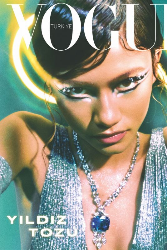 ZENDAYA on the Cover of Vogue Magazine, Turkey August 2022
