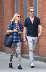 ALISON MOSSHART and Damian Lewis Out in New York 08/18/2022