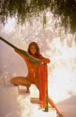 ANGIE EVERHART for Sports Illustrated Swimsuit 2000