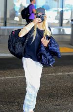 ANNA FARIS Arrives at LAX Airport in Los Angeles 08/28/2022