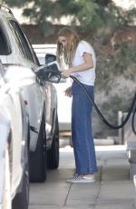 ASHLEE SIMPSON at a Gas Station in Los Angeles 08/03/2022