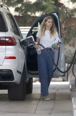 ASHLEE SIMPSON at a Gas Station in Los Angeles 08/03/2022