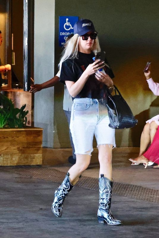 ASHLEY BENSON Arrives at 1 Hotel in West Hollywood 08/24/2022