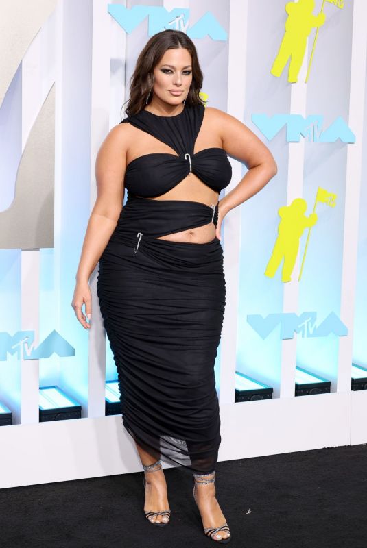 ASHLEY GRAHAM at 2022 MTV VMA