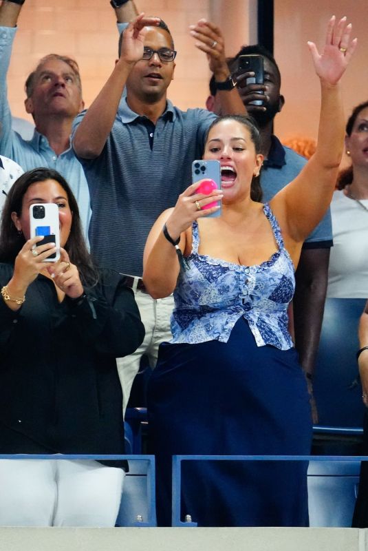 ASHLEY GRAHAM at US Open 2022 in New York 08/29/2022