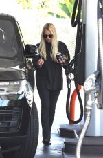 ASHLYE BENSON at a Gas Station in Los Feliz 08/02/2022