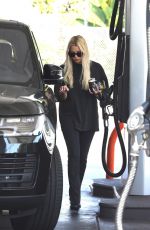 ASHLYE BENSON at a Gas Station in Los Feliz 08/02/2022