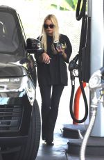 ASHLYE BENSON at a Gas Station in Los Feliz 08/02/2022