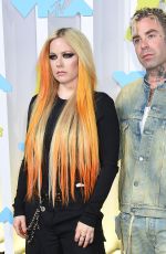 AVRIL LAVIGNE and Mod Sun at 2022 MTV VMA