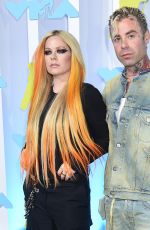 AVRIL LAVIGNE and Mod Sun at 2022 MTV VMA