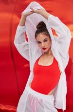 BARBARA PALVIN for Alo Yoga 07/31/2022
