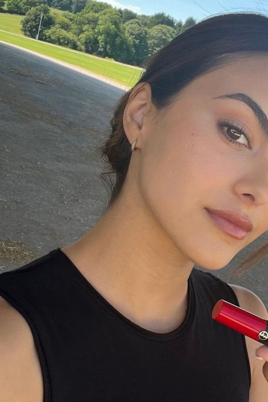 CAMILA MENDES - Instagram Photos 08/17/2022
