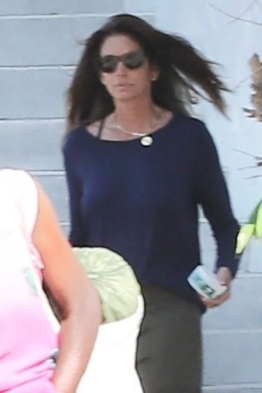 CINDY CRAWFORD Out Shopping in Malibu 08/22/2022