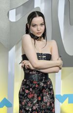 DOVE CAMERON at 2022 MTV VMA