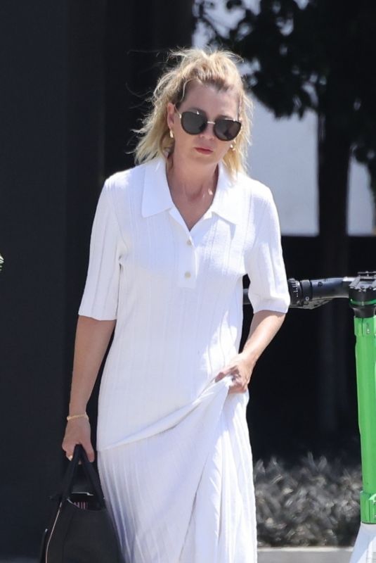 ELLEN POMEPO Heading for Hair Salon Appointment in West Hollywood 007/29/2022