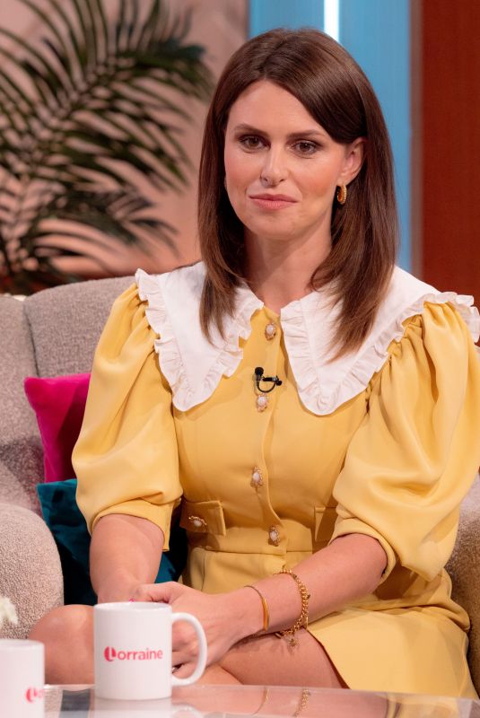 ELLIE TAYLOR at Lorraine TV Show in London 08/09/2022