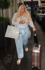 GEMMA COLLINS Leaves a Hairdressers in London 08/19/2022