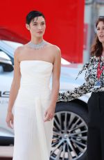 GRACE ELIZABETH at White Noise Premiere and Opening Ceremony at 79th Venice International Film Festival 08/31/2022