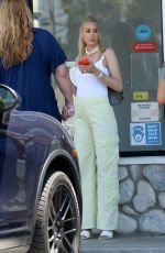 HEATHER RAE YOUNG Filming The Flipping El Moussas in Long Beach 07/29/2022