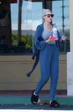 HEATHER RAE YOUNG Leaves Yoga Class in Newport Beach 08/11/2022