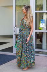HEIDI KLUM Out and About in Los Angeles 08/16/2022