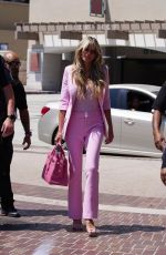 HEIDI KLUM Out in Pasadena 08/17/2022