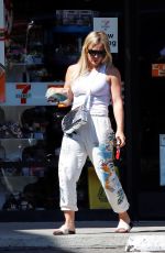 HILARY DUFF Arrives at a Convenience Store in Los Angeles 08/18/2022