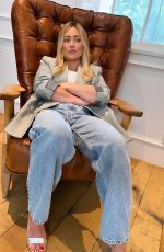 HILARY DUFF - Instagram Photos and Video 08/18/2022