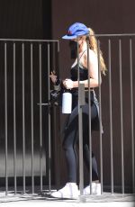 JENNIFER ALWRENCE Arrives at a Gym in New York 08/08/2022