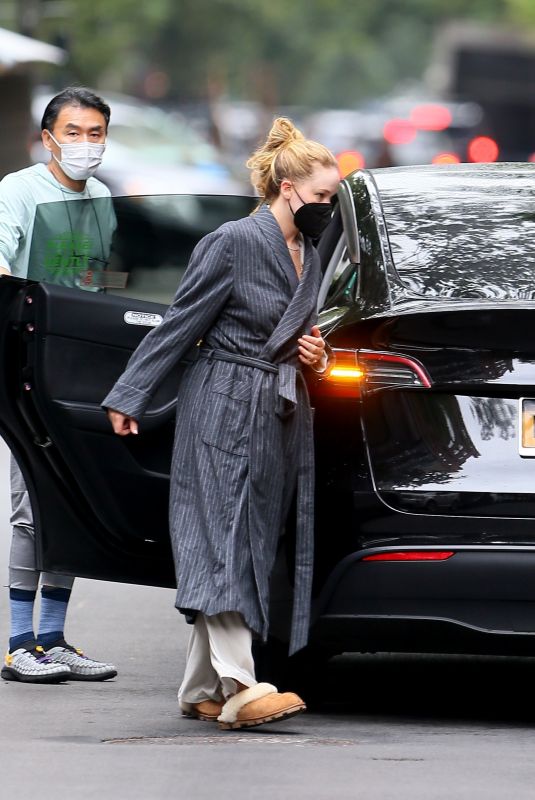 JENNIFER LAWRENCE Out and About in New York 08/01/2022